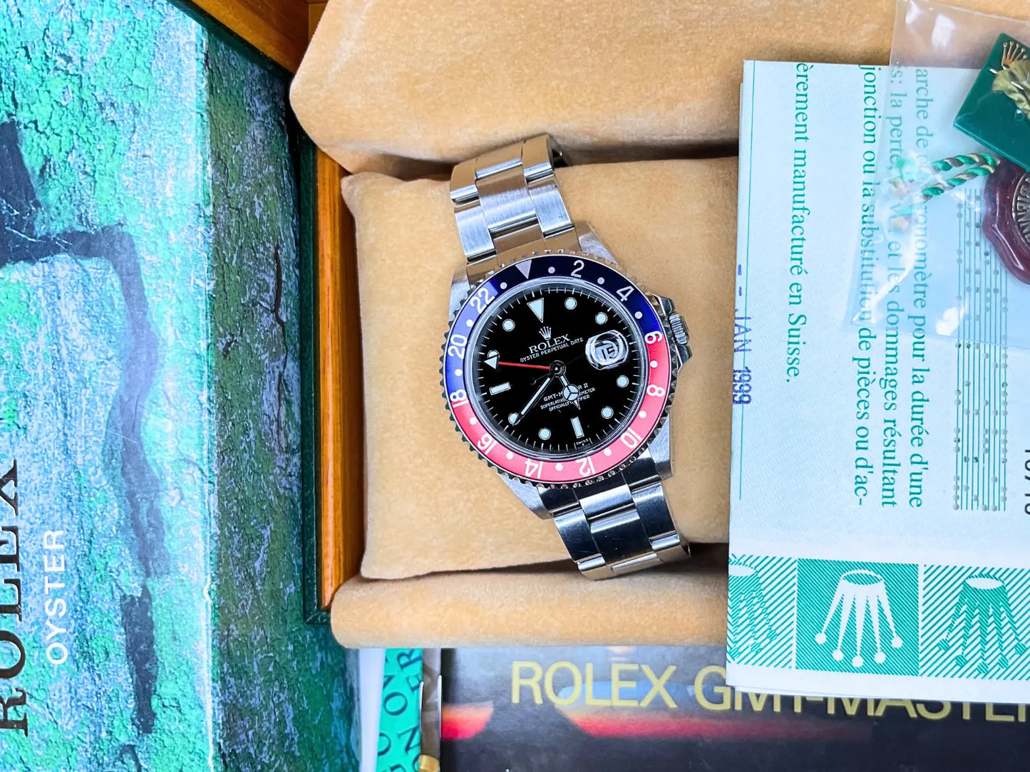 Rolex GMT-Master II 16710 Pepsi 1999 - Impossible Watches