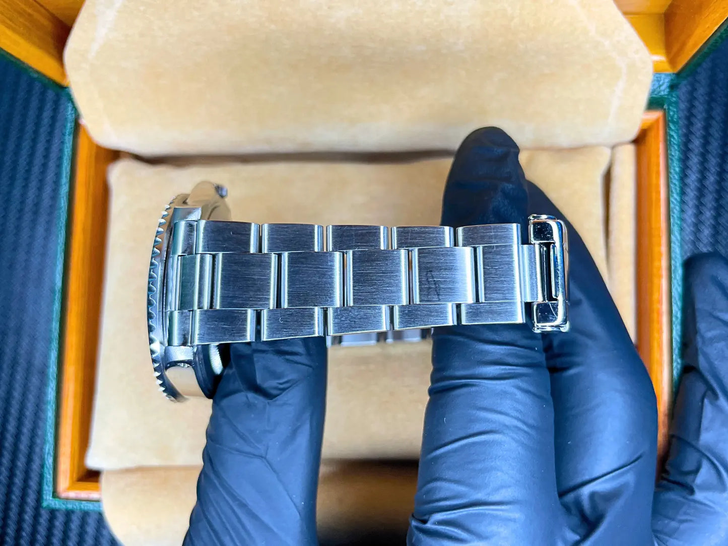Rolex GMT-Master II 16710 Pepsi 1999 - Impossible Watches