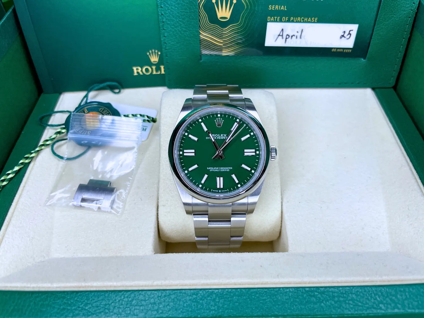 Rolex Oyster Perpetual "OP 41" Mint 2025 - Impossible Watches