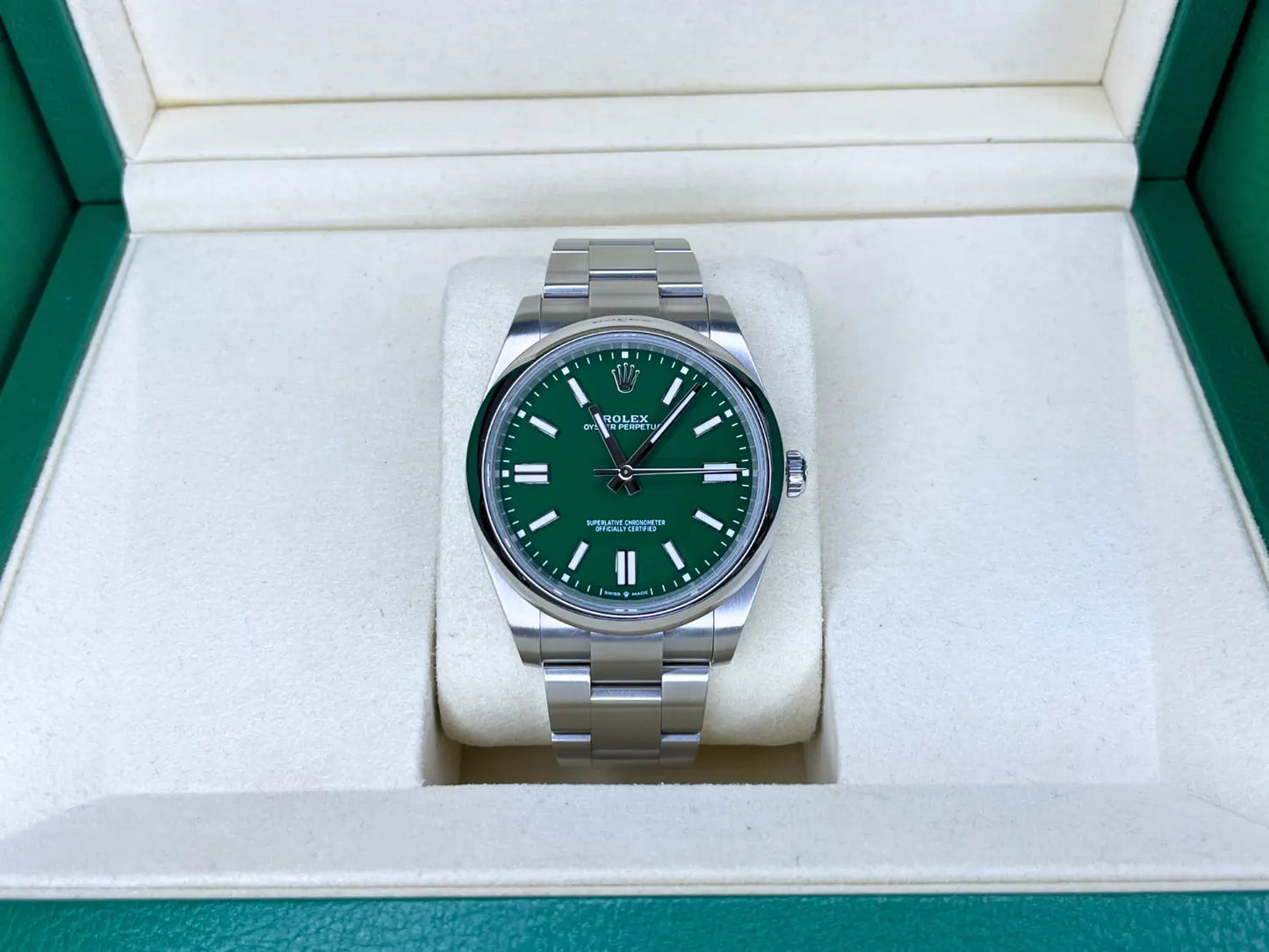 Rolex Oyster Perpetual "OP 41" Mint 2025 - Impossible Watches
