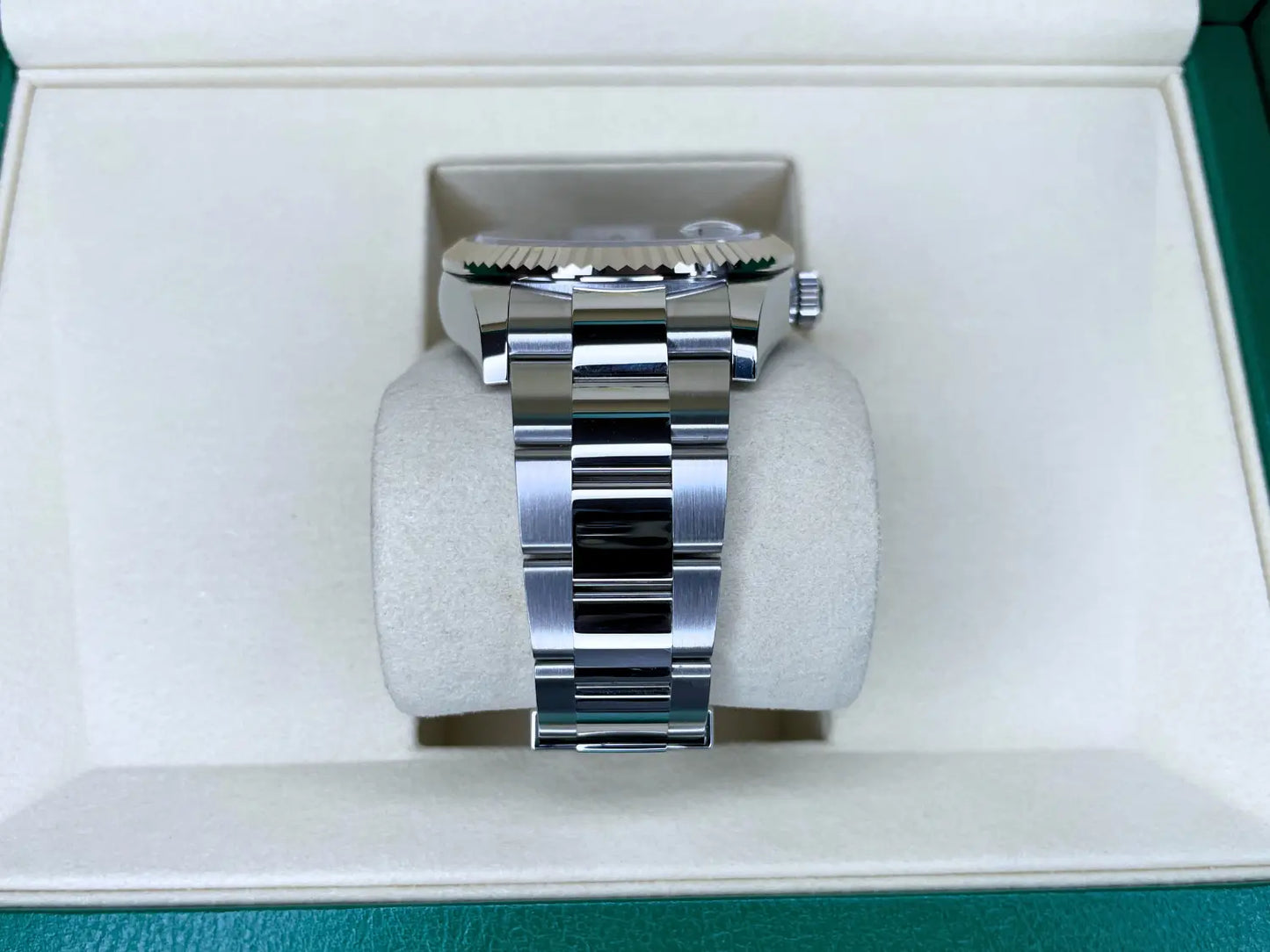 Rolex Sky-Dweller 336934 Mint Green BNIB 2025 - Impossible Watches