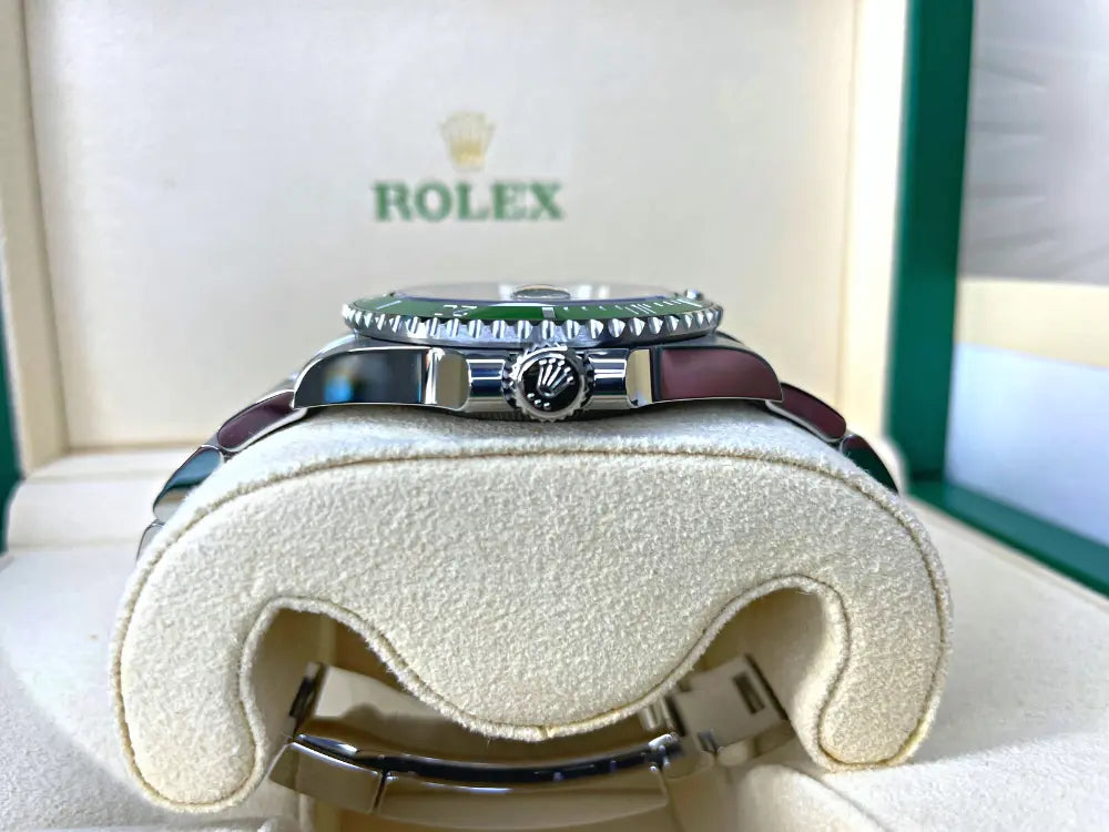 Rolex Submariner "Kermit" Date 41mm MK2 <br>2023</br> Rolex - For Sale