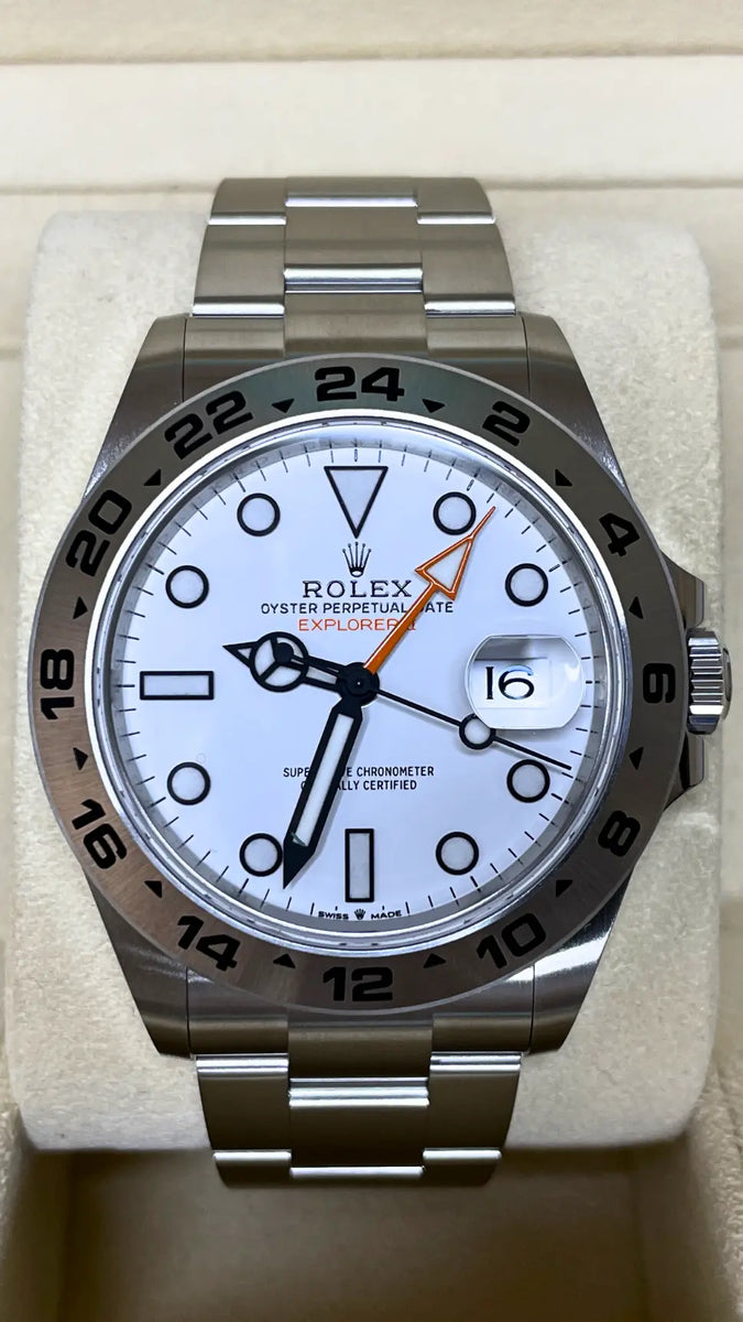 Explorer 2 white on sale dial