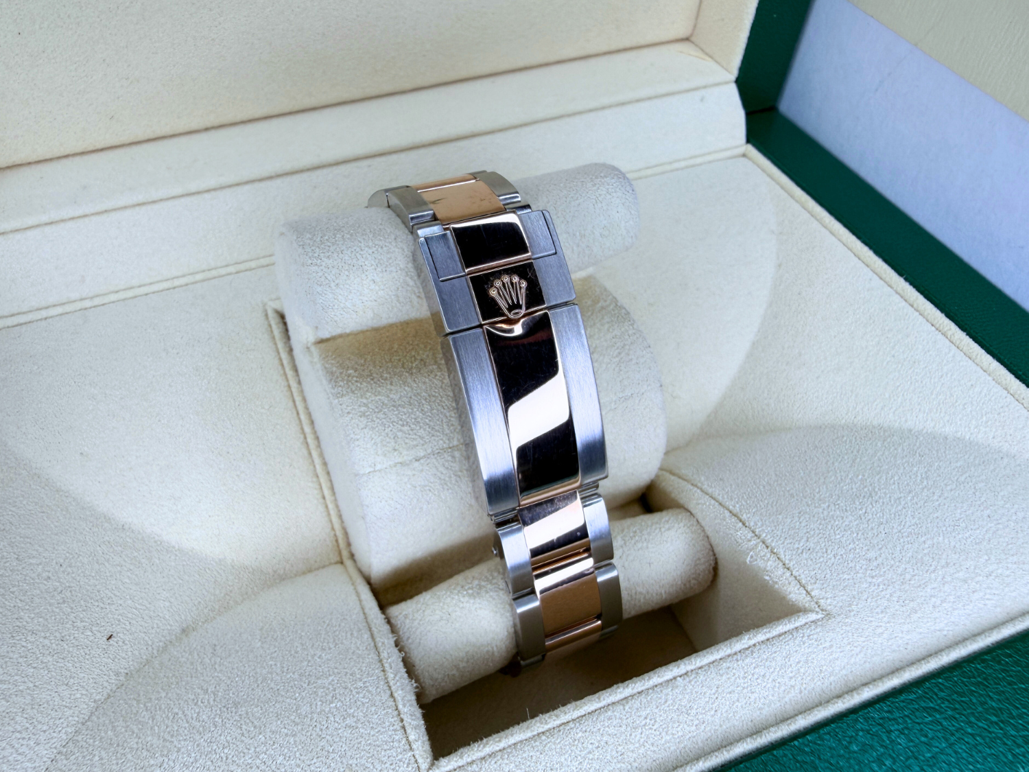 Rolex 126711CHNR GMT-Master II "Rootbeer" Excellent 2024