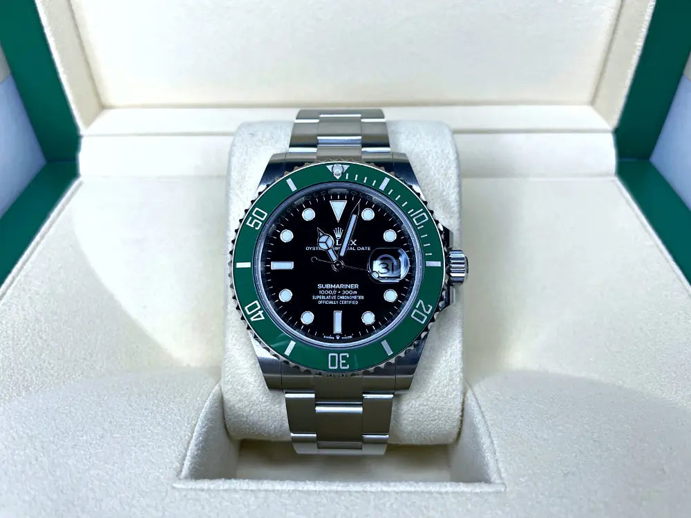 Rolex Submariner "Kermit" Date 41mm <br>MINT 2021</br> - Impossible Watches - For Sale
