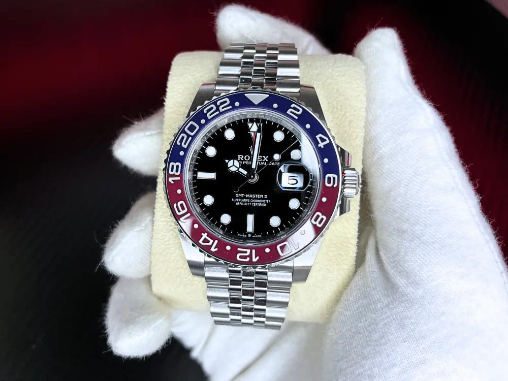 ROLEX GMT MASTER-II Pepsi 40mm MINT 2024 - Impossible Watches