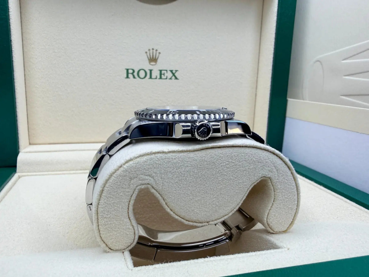 Rolex 124060 Submariner No Date MINT 2024 - Impossible Watches