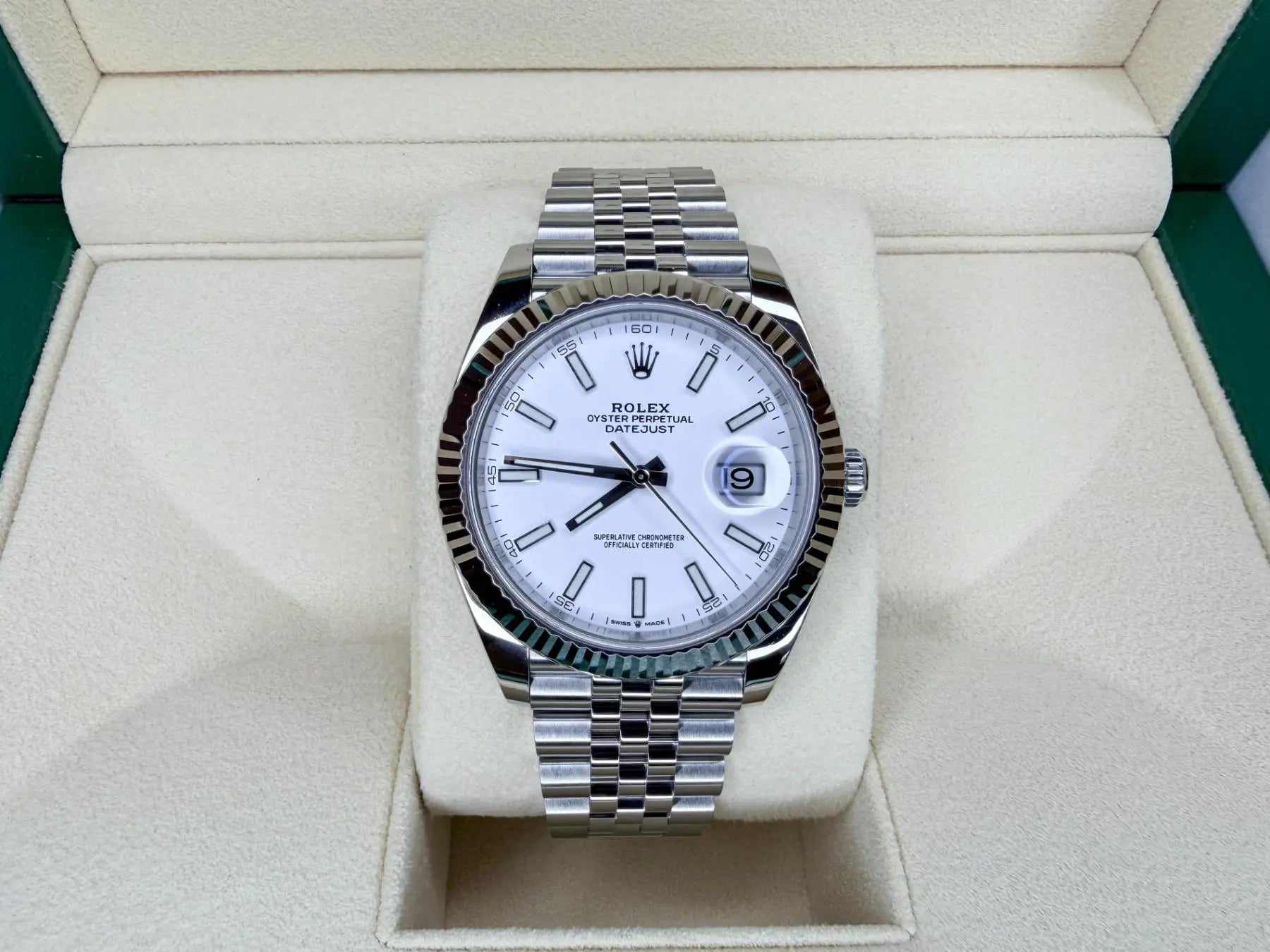 Rolex 126334 Datejust 41 White Stick Dial MINT 2022 - For Sale