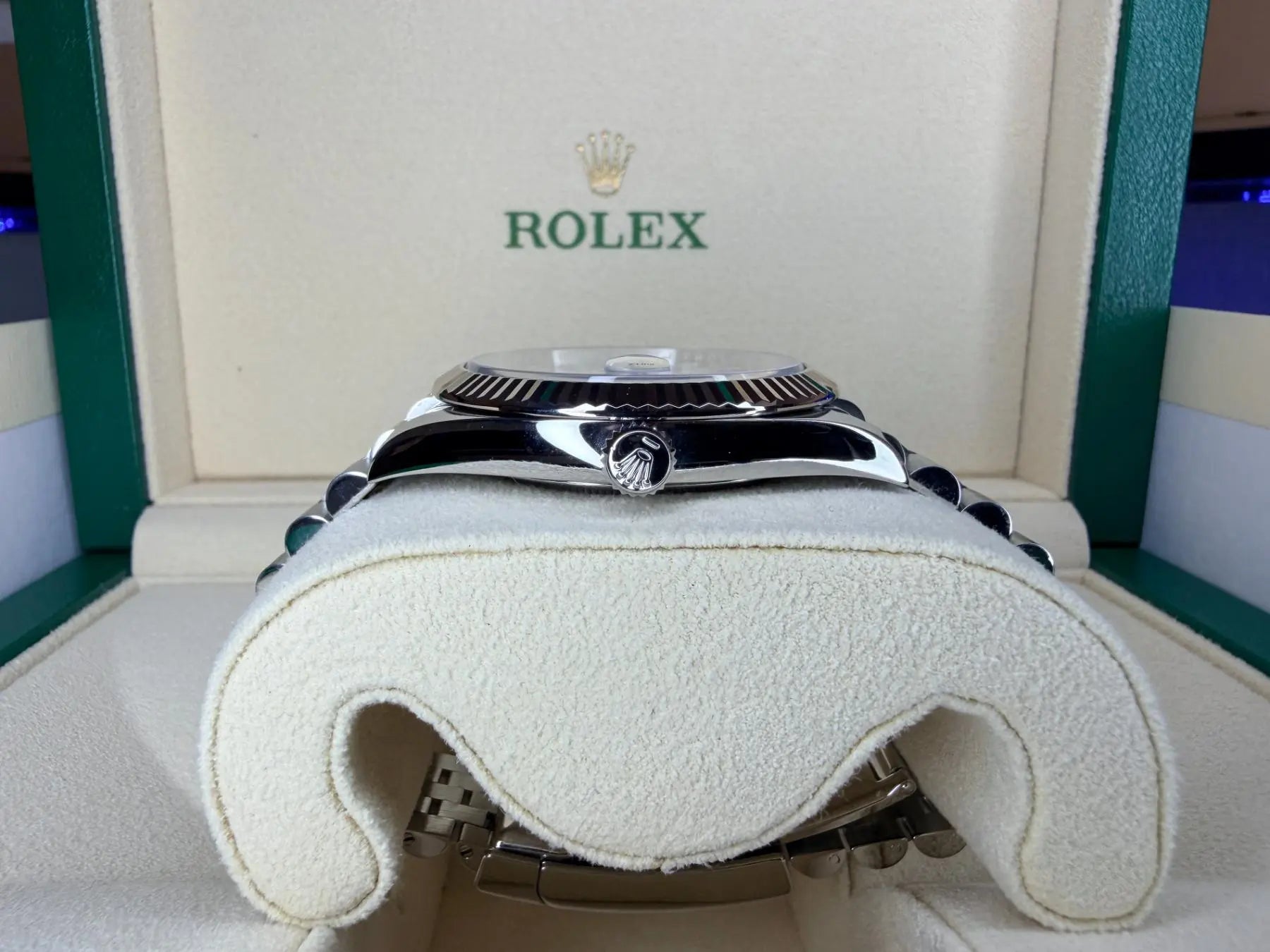 Rolex 126334 Datejust 41 White Stick Dial MINT 2022 - For Sale