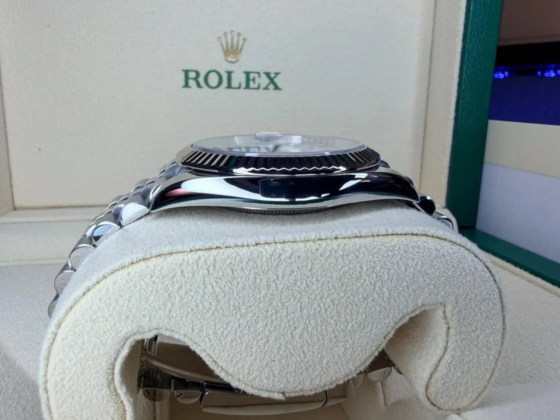 Rolex 126334 Datejust 41 White Stick Dial MINT 2022 - For Sale