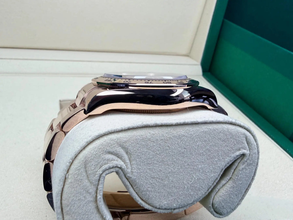 Rolex 126505 Cosmograph Daytona Rose Goldl MINT 2026 - Impossible Watches