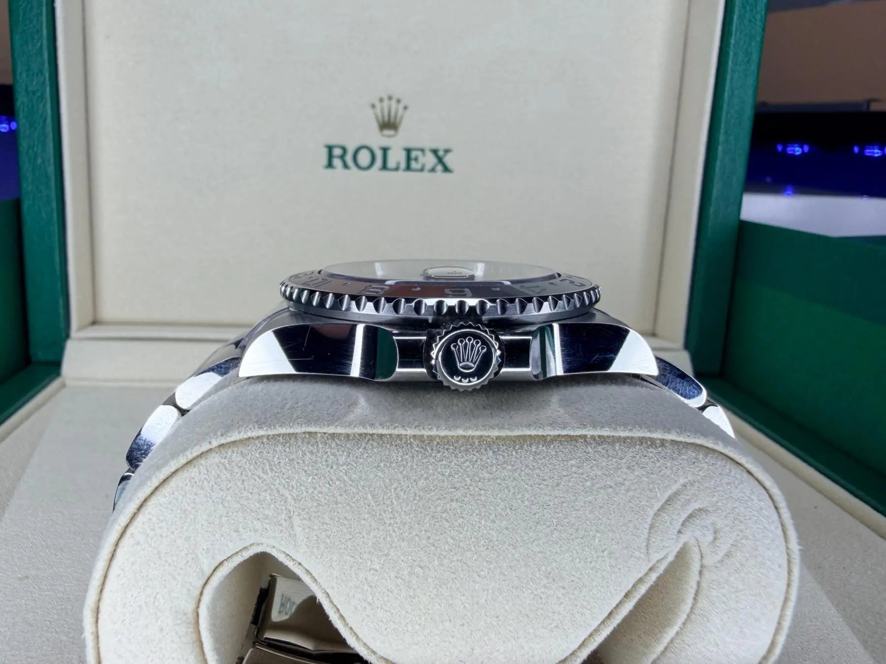 Rolex 126710BLRO GMT-Master II Pepsi MINT 2025 - For Sale
