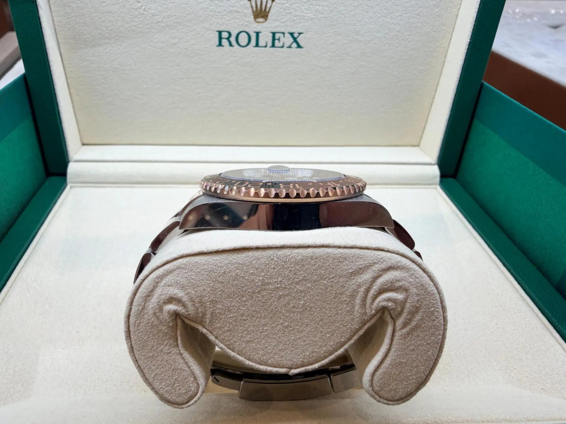 Rolex 126711CHNR GMT-Master II Rootbeer MINT 2025- For Sale