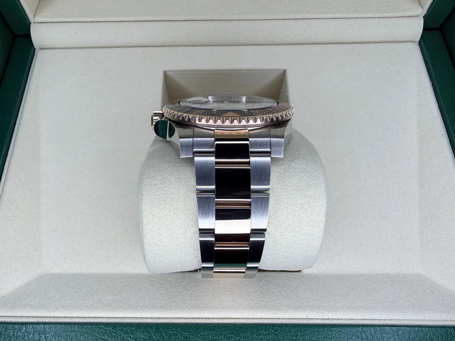 Rolex 126711CHNR GMT-Master II Rootbeer Two Tone Oct 2025 - Impossible Watches