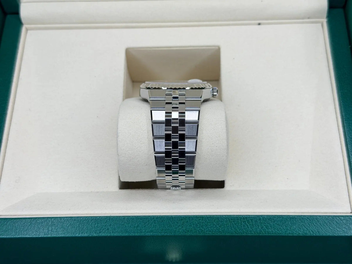 Rolex 127234 Land-Dweller 36 MINT 2026 - Impossible Watches