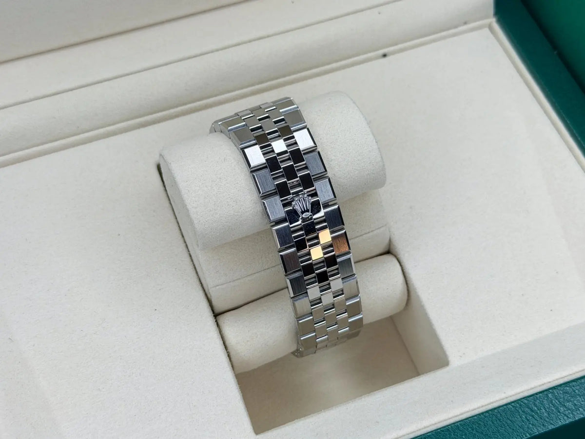 Rolex 127234 Land-Dweller 36 MINT 2026 - Impossible Watches