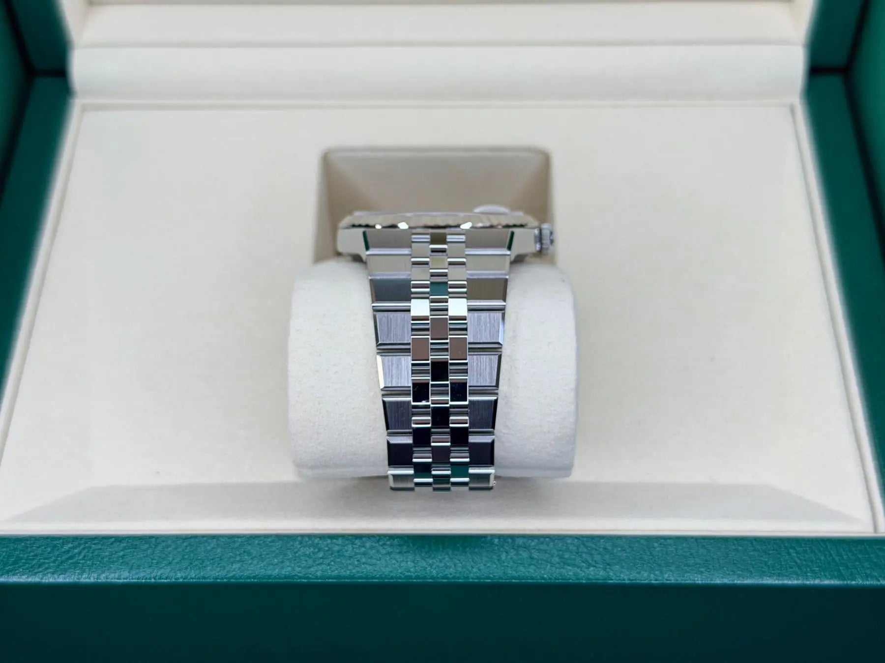 Rolex 127334 Land-Dweller LNIB 2026 - Impossible Watches