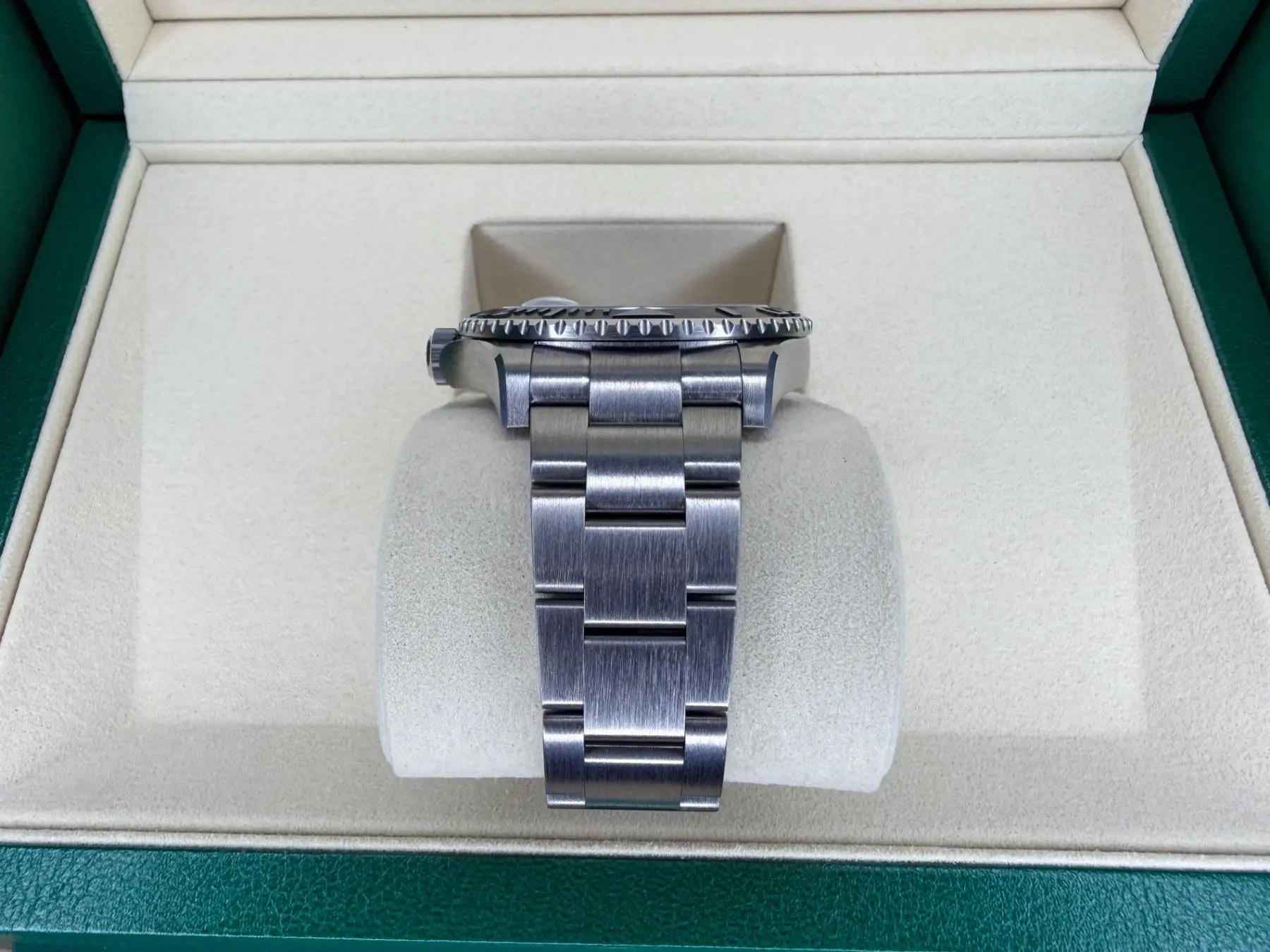 Rolex 226627 Yacht-Master Titanium 42 BNIB 2026 - Impossible Watches