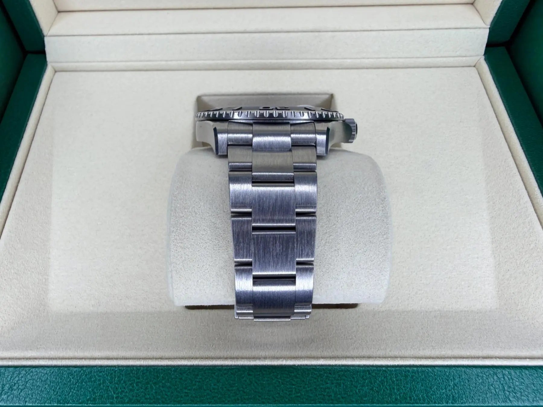 Rolex 226627 Yacht-Master Titanium 42 BNIB 2026 - Impossible Watches