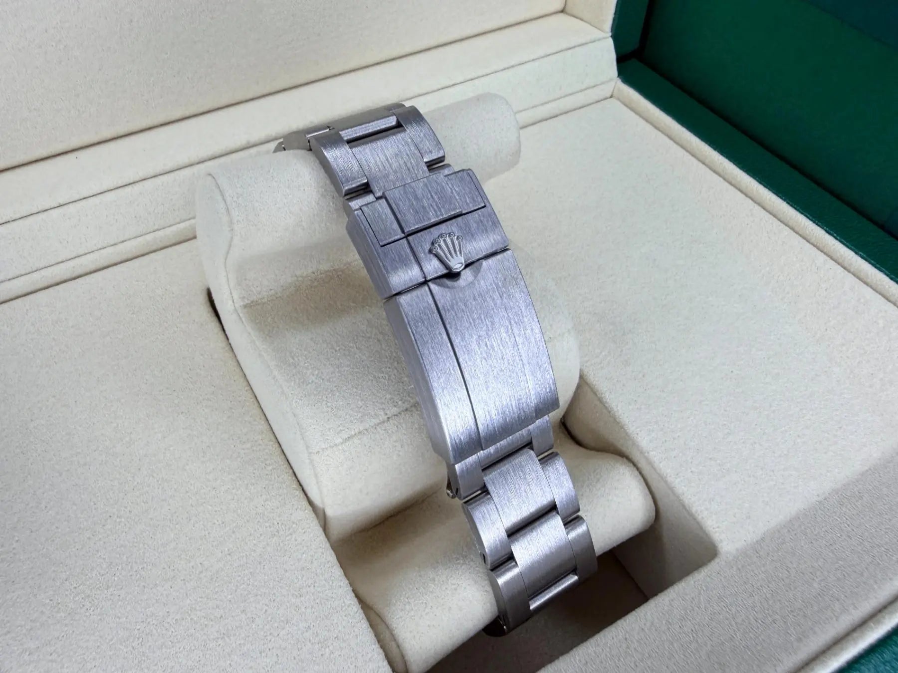 Rolex 226627 Yacht-Master Titanium 42 BNIB 2026 - Impossible Watches