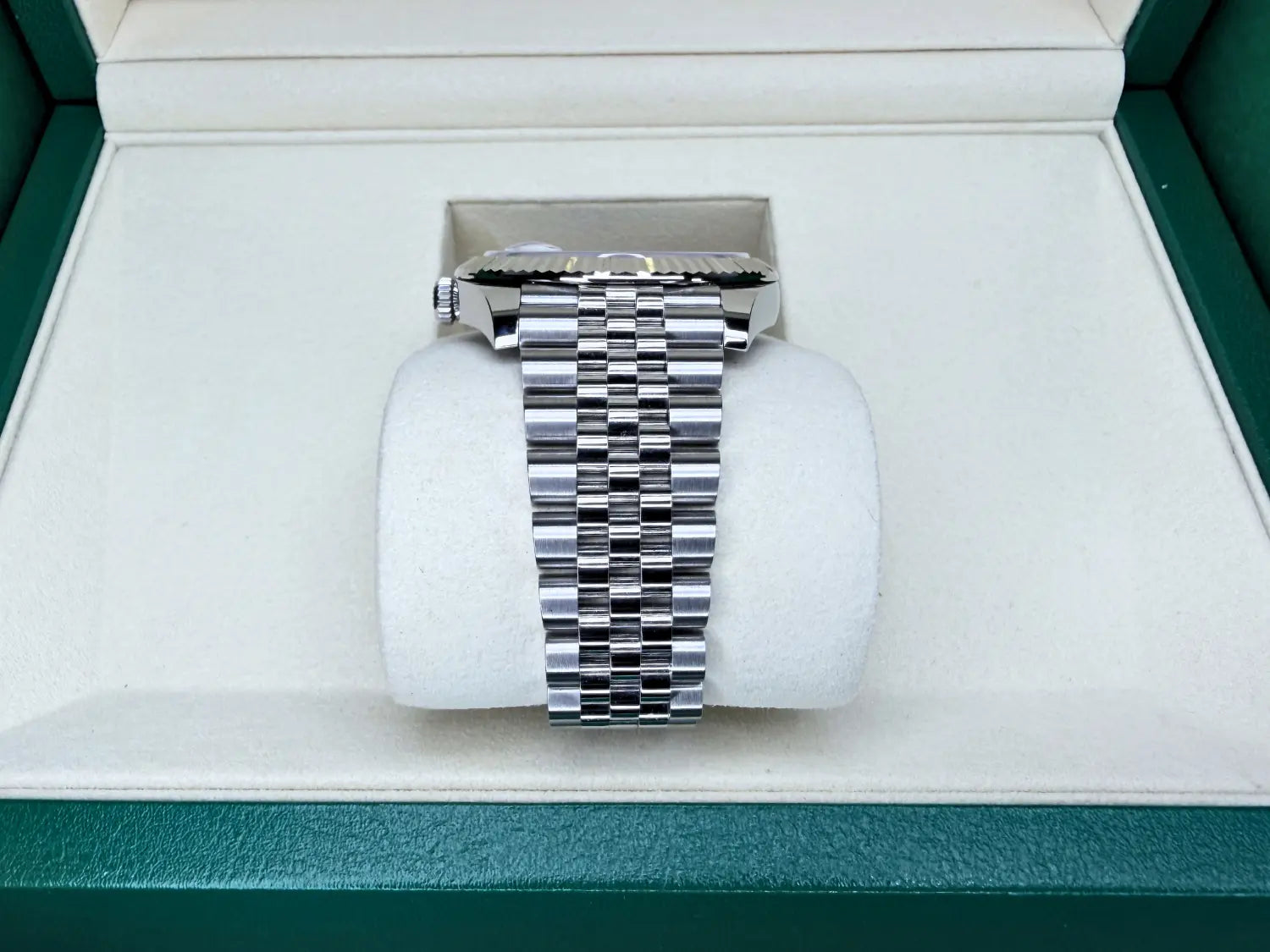 Rolex Datejust 41 Fluted Bezel Black Stick Dial on Jubilee - Impossible Watches