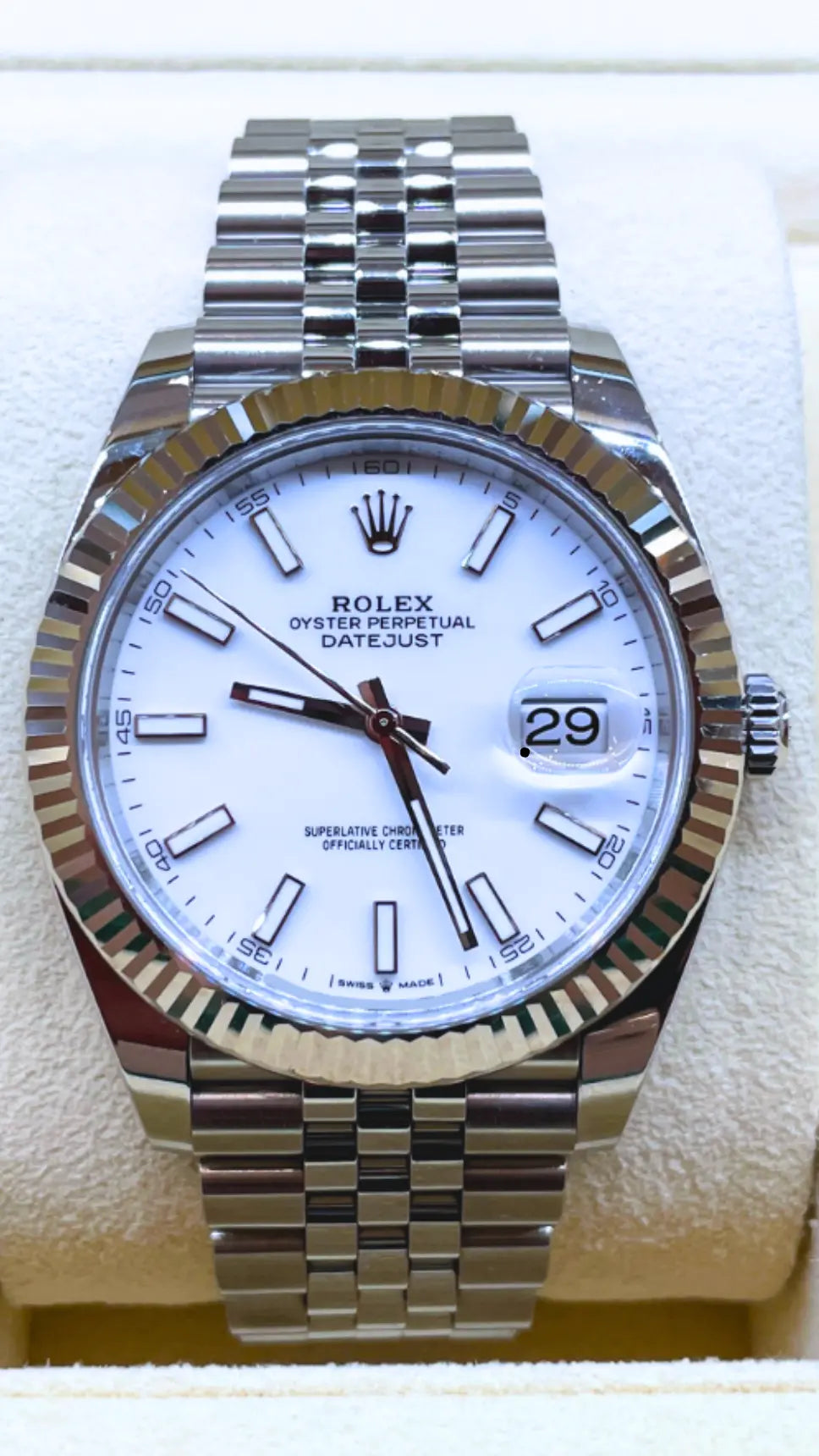Rolex Datejust 41 White Stick Jubilee Fluted MINT - Impossible Watches