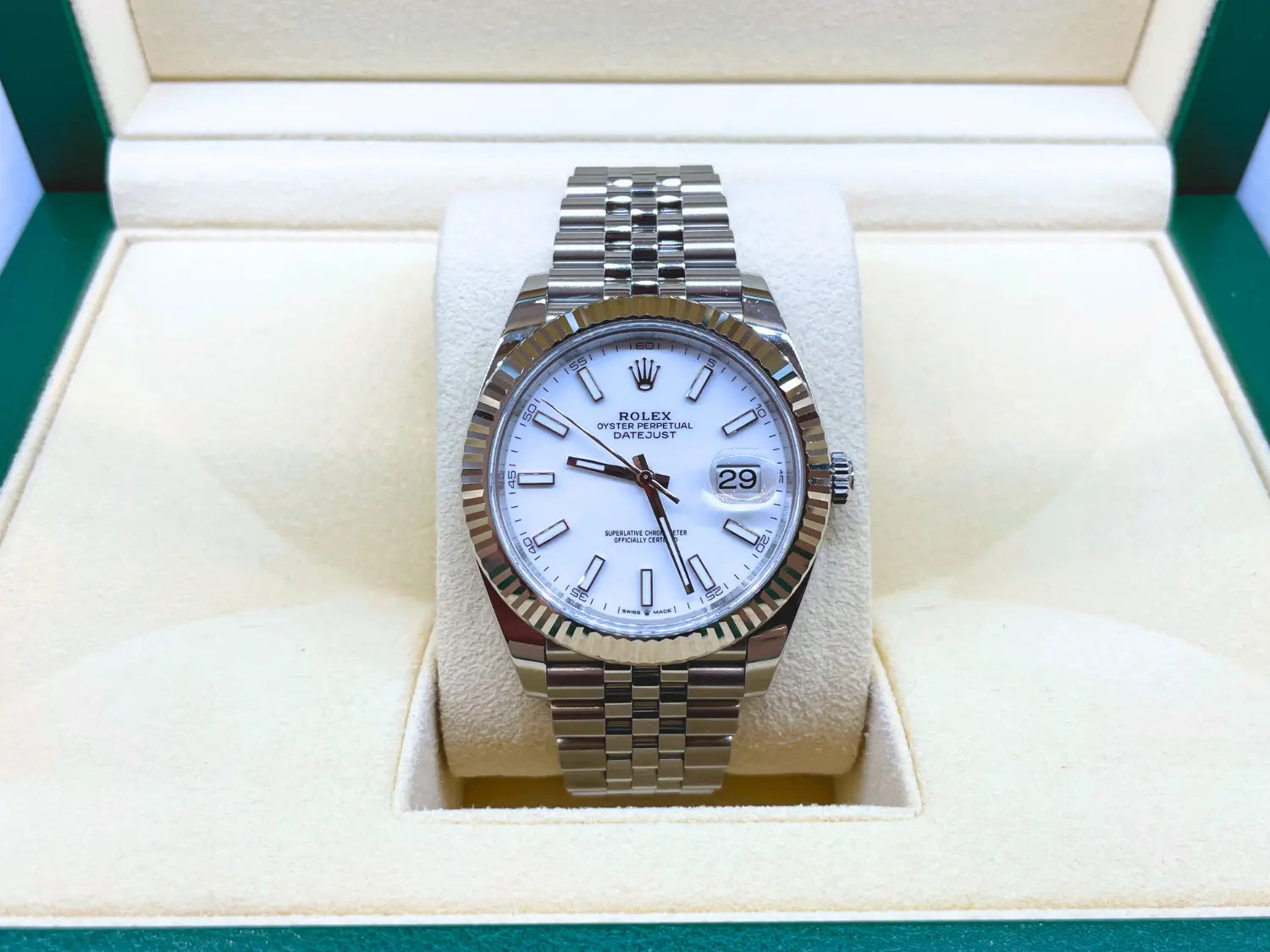 Rolex Datejust 41 White Stick Jubilee Fluted MINT - Impossible Watches