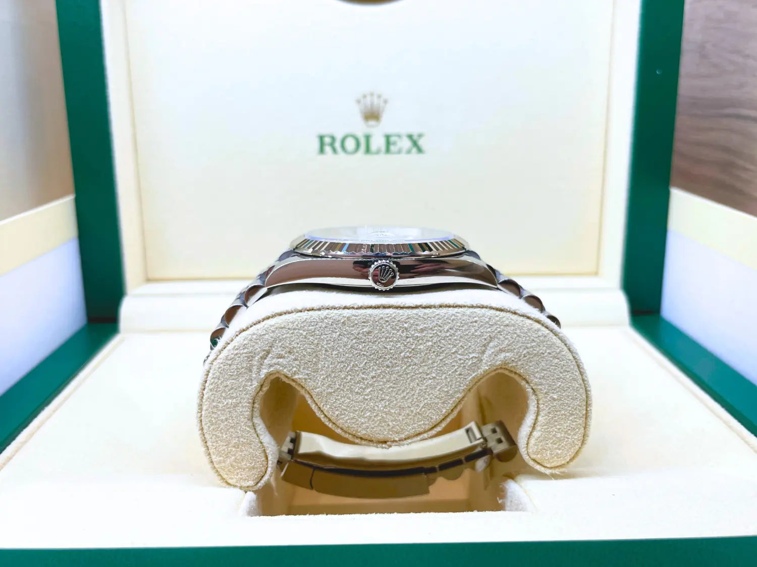 Rolex Datejust 41 White Stick Jubilee Fluted MINT - Impossible Watches