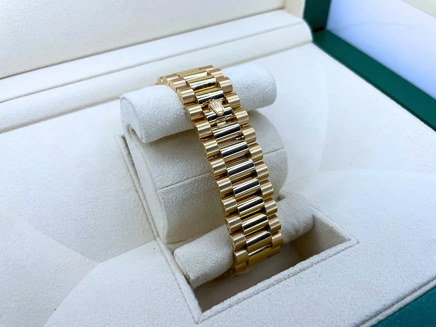 Rolex Day-Date Yellow Gold Silver Dial MINT - Impossible Watches