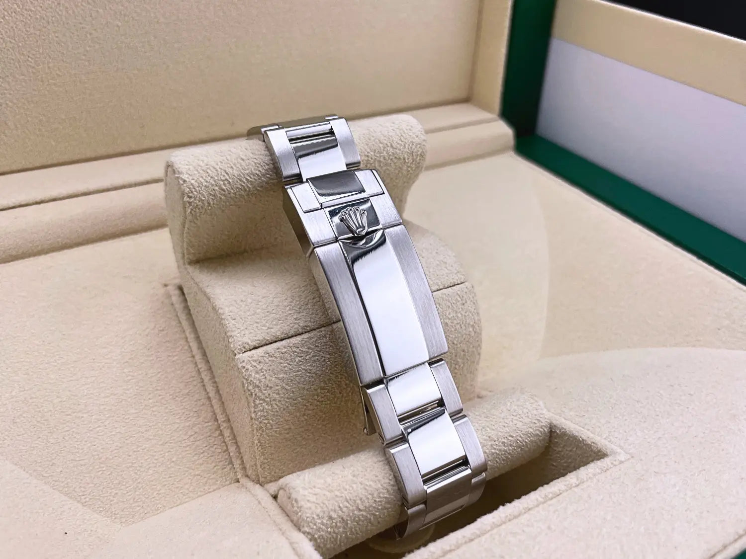 Rolex Daytona 116506 Platinum Diamond Ice Blue Dial - Impossible Watches