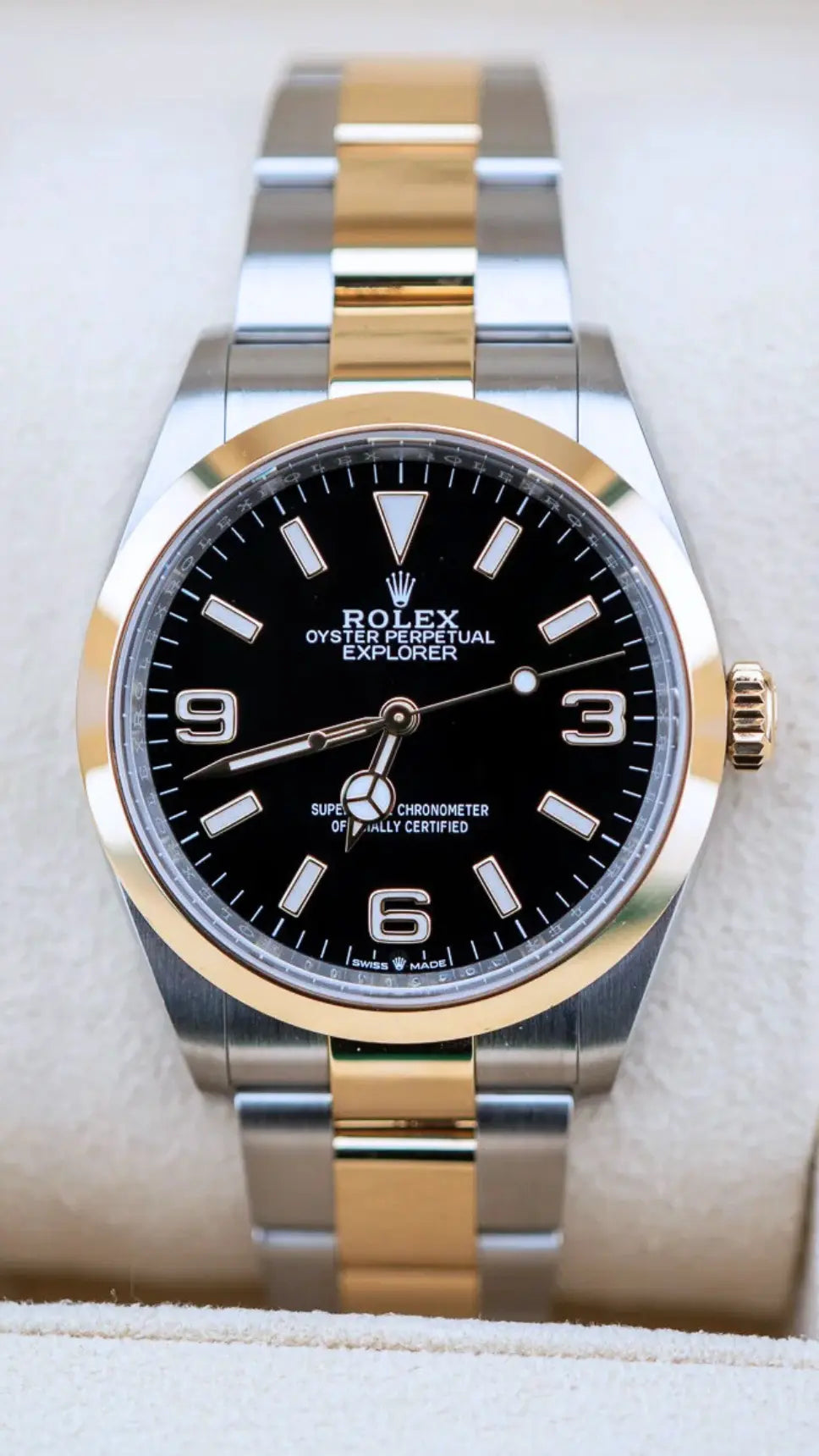 Rolex Explorer Pre-owned 2022 Gold steel - Impossible Watches