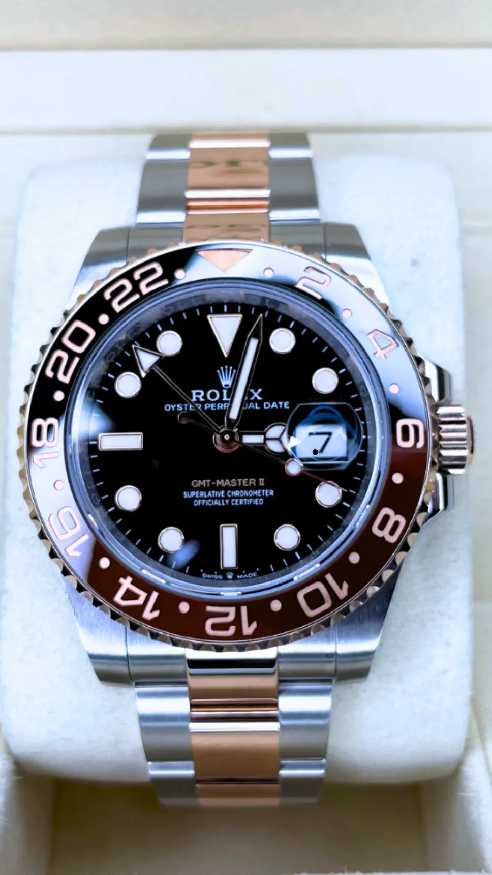 Rolex GMT-Master II "Rootbeer" Two Tone MINT - Impossible Watches
