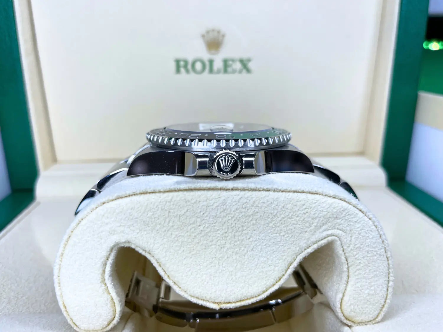 Rolex GMT-Master II "Sprite" on Oyster LNIB Rolex - For Sale