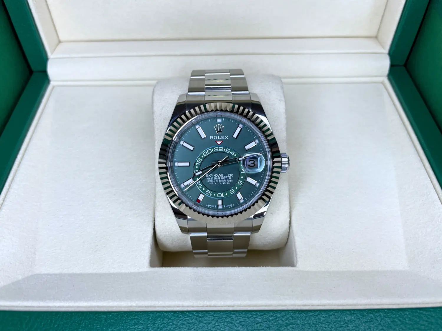 Rolex Sky-Dweller 336934 Mint Green BNIB 2025 - Impossible Watches