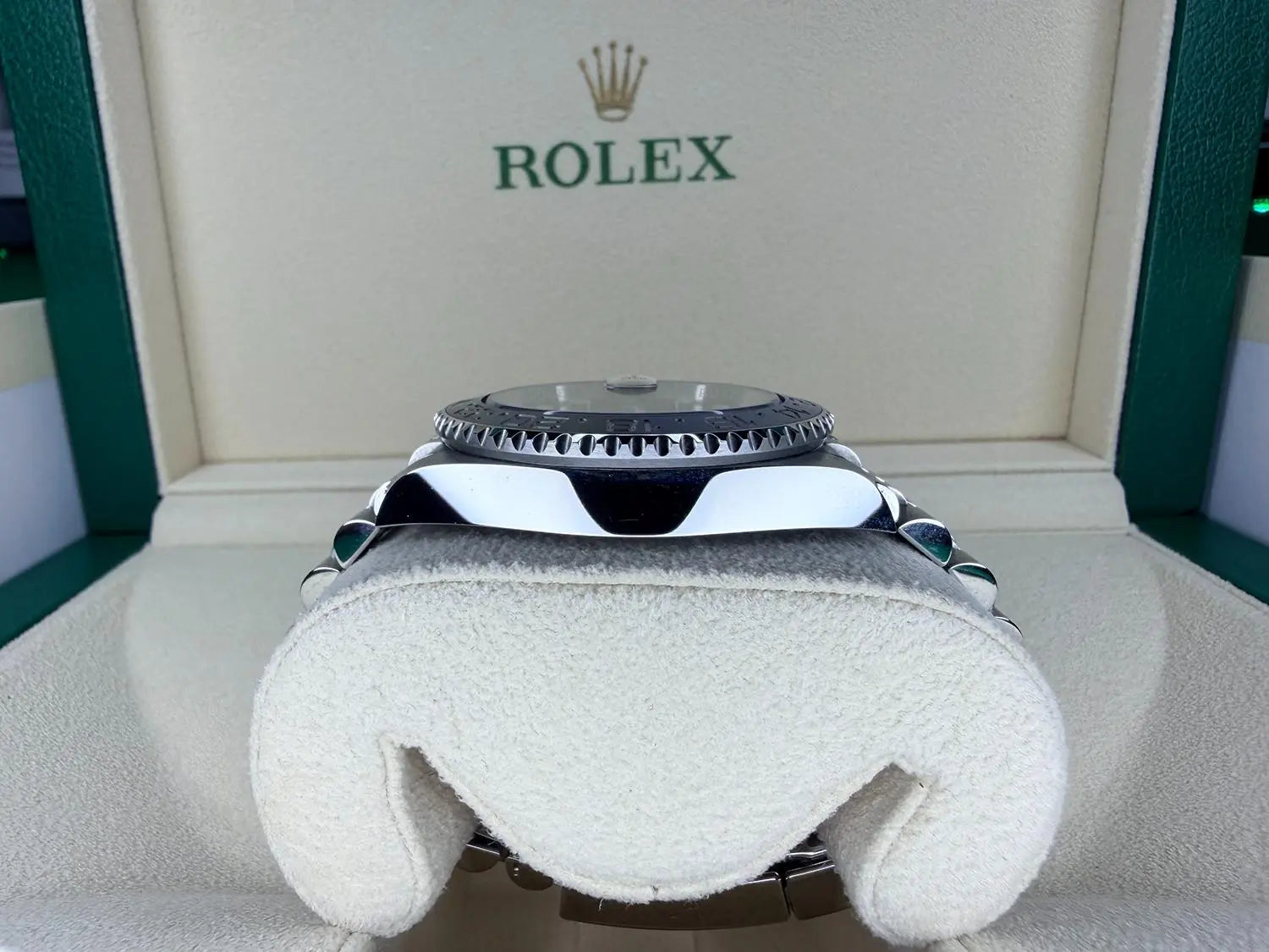 Rolex "Batgirl"  126710BLNR GMT-Master II Like New 2024 - Impossible Watches