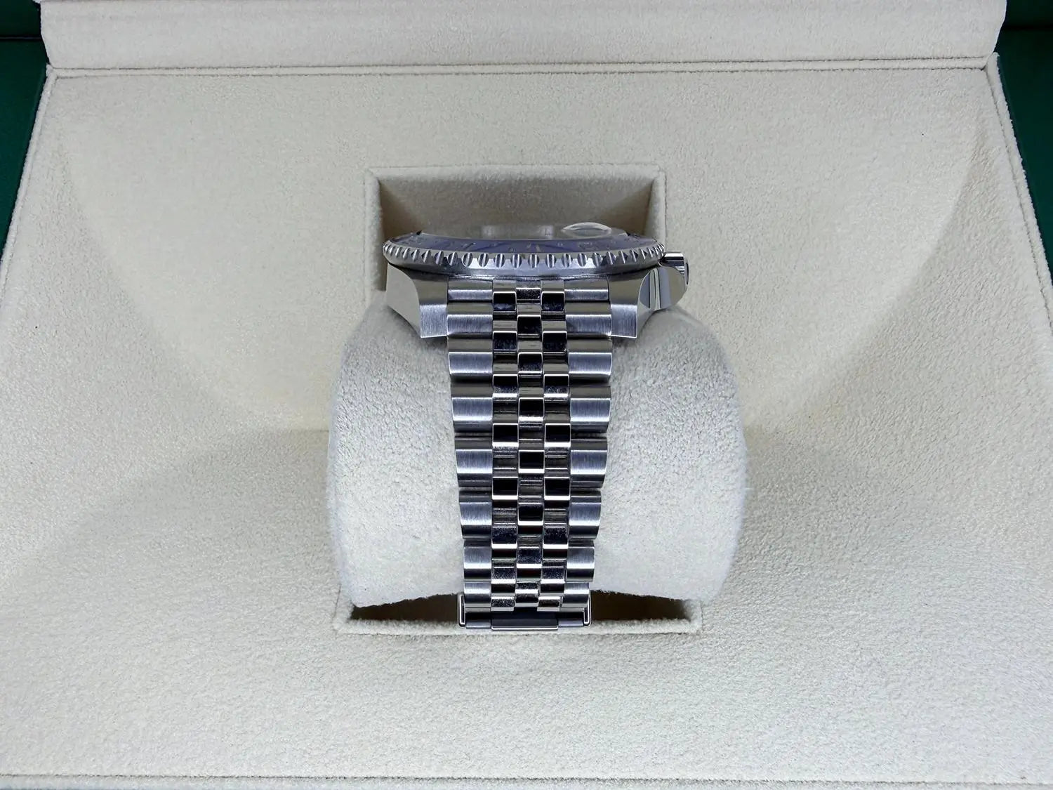 Rolex "Batgirl"  126710BLNR GMT-Master II Like New 2024 - Impossible Watches