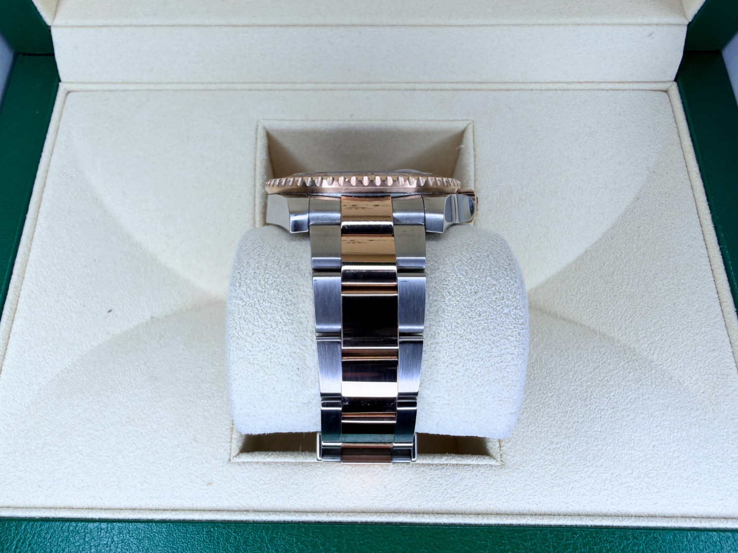 Rolex 126711CHNR GMT-Master II "Rootbeer" Excellent 2024