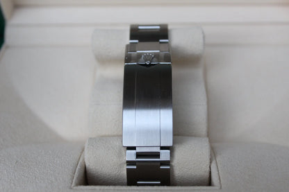 Rolex Submariner Date 41mm Rolex - For Sale