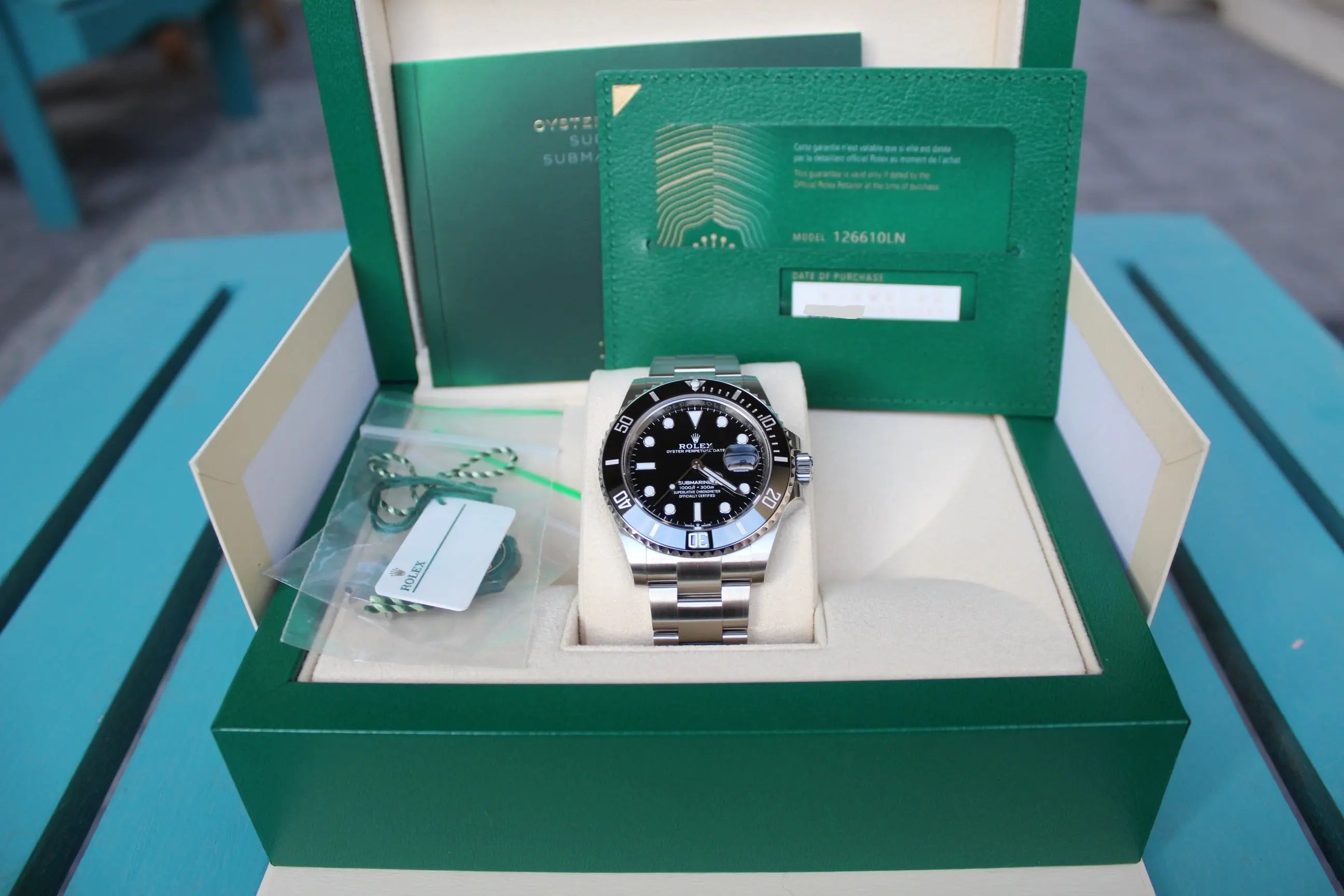 Rolex Submariner Date 41mm www.impossible-watches.com