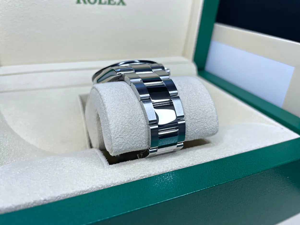 Rolex Daytona Black Dial 40mm <br>BNIB 2024</br> - Impossible Watches - For Sale