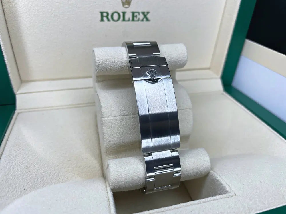 Rolex Submariner "Date" 41mm <br>BNIB 2023</br> - Impossible Watches - For Sale